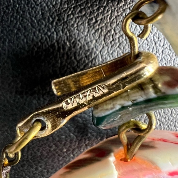 Vintage Japan Signed Colorful Shell Necklace 18” - Picture 4 of 5